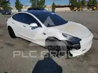 2018 Tesla Model 3 фото