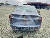 2018 Tesla Model 3 photo