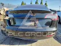 2018 Tesla Model 3 photo