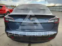 2018 Tesla Model 3 фото
