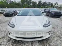 2018 Tesla Model 3 фото