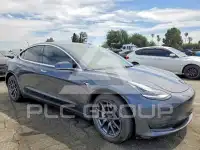 2018 Tesla Model 3 фото