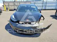 2018 Tesla Model 3 фото