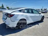 2018 Tesla Model 3 photo