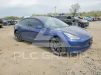 2018 Tesla Model 3 фото