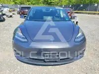 2018 Tesla Model 3 фото