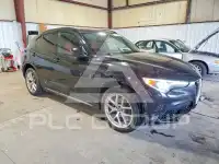 2018 Alfa Romeo Stelvio фото