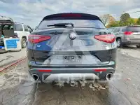 2018 Alfa Romeo Stelvio photo