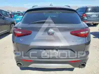 2018 Alfa Romeo Stelvio photo