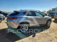 2018 Alfa Romeo Stelvio photo