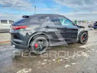 2018 Alfa Romeo Stelvio photo