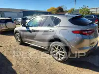 2018 Alfa Romeo Stelvio photo