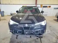 2018 Alfa Romeo Stelvio фото