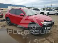2018 Alfa Romeo Stelvio photo