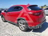 2018 Alfa Romeo Stelvio фото
