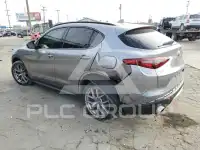 2018 Alfa Romeo Stelvio photo