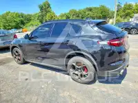 2018 Alfa Romeo Stelvio фото