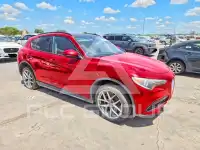 2018 Alfa Romeo Stelvio photo