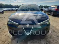 2018 Alfa Romeo Stelvio фото
