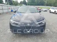 2018 Alfa Romeo Stelvio фото