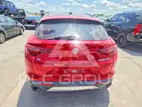 2018 Alfa Romeo Stelvio photo