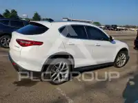 2018 Alfa Romeo Stelvio фото