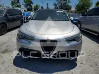 2018 Alfa Romeo Stelvio фото