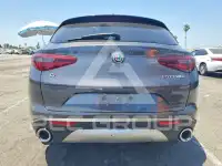2018 Alfa Romeo Stelvio фото