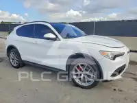 2018 Alfa Romeo Stelvio фото