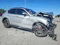 2018 Alfa Romeo Stelvio фото