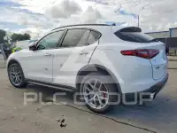 2018 Alfa Romeo Stelvio фото