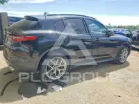 2018 Alfa Romeo Stelvio фото