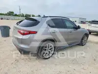 2018 Alfa Romeo Stelvio фото