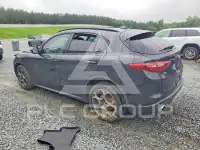 2018 Alfa Romeo Stelvio фото