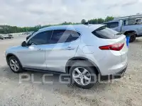 2018 Alfa Romeo Stelvio фото