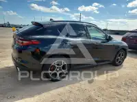 2018 Alfa Romeo Stelvio фото