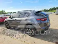 2018 Alfa Romeo Stelvio фото
