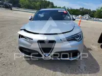 2018 Alfa Romeo Stelvio фото