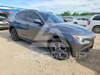 2018 Alfa Romeo Stelvio фото