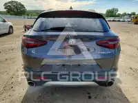 2018 Alfa Romeo Stelvio фото