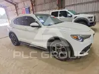 2018 Alfa Romeo Stelvio фото