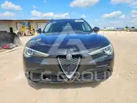 2018 Alfa Romeo Stelvio фото