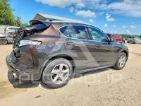 2018 Alfa Romeo Stelvio фото