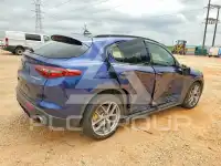 2018 Alfa Romeo Stelvio фото