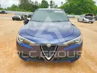 2018 Alfa Romeo Stelvio фото