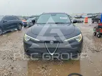 2018 Alfa Romeo Stelvio фото