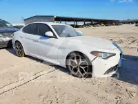 2018 Alfa Romeo Giulia фото