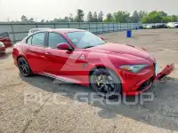 2018 Alfa Romeo Giulia фото