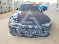 2018 Alfa Romeo Giulia фото