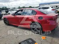 2018 Alfa Romeo Giulia фото